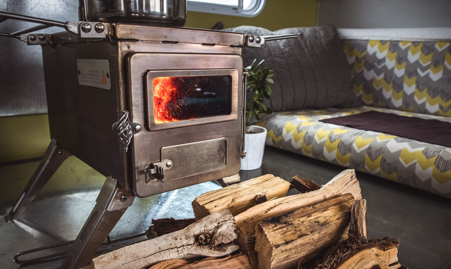 Wood burning stove